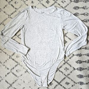 AE Super Soft Long Sleeve Bodysuit Sz L